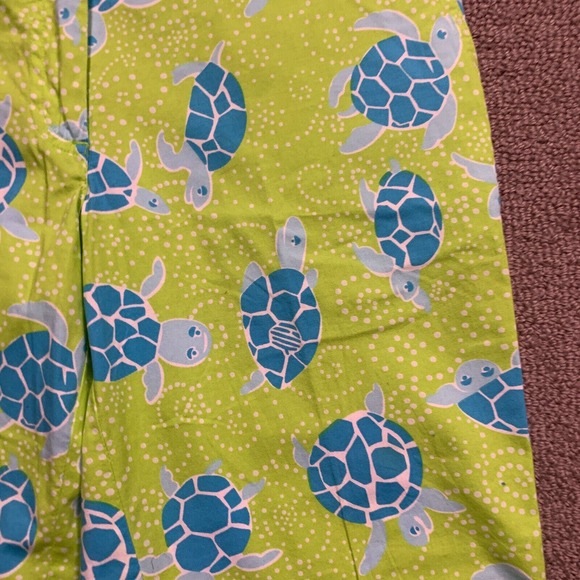 Vintage Lilly Pulitzer Pants 4 Green Turtle Print White Label Stretch Capri - Picture 3 of 12